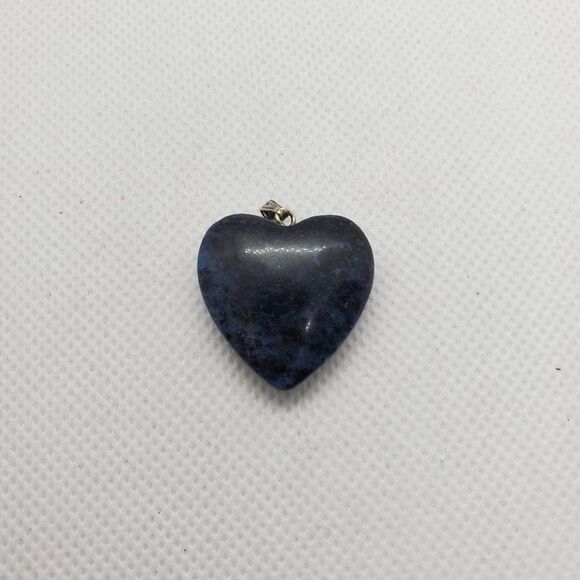 Dumortietrite Stone Heart Pendant - Picture 2 of 3